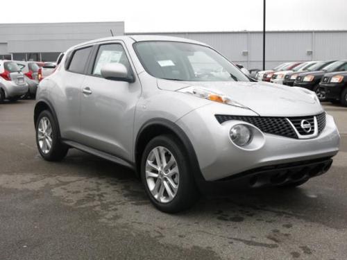 Photo Image Gallery & Touchup Paint: Nissan Juke in Brilliant Silver (K23)