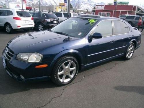 Photo of a 2001-2003 Nissan Maxima in Majestic Blue (paint color code BW9)