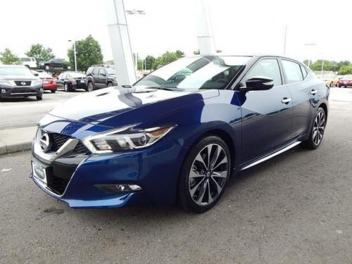 Photo Image Gallery & Touchup Paint: Nissan Maxima in Deep Blue Pearl (RAY)