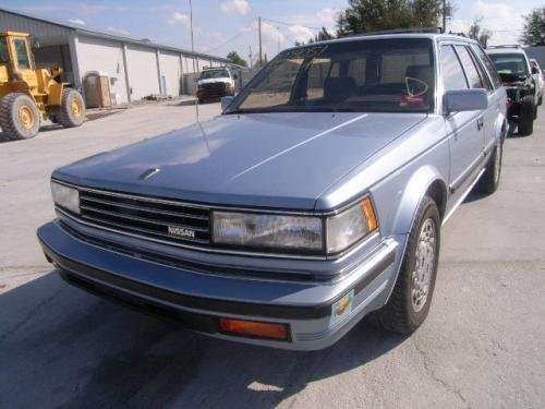 Photo of a 1985 Nissan Maxima in Blue Mist Metallic (paint color code 106)