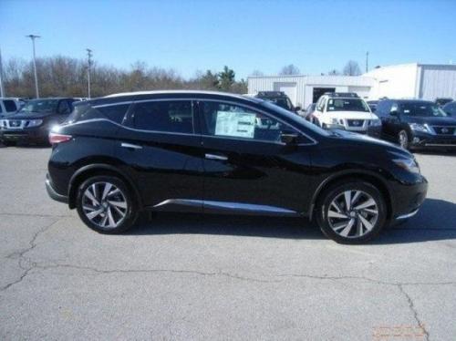 Photo of a 2021 Nissan Murano in Magnetic Black Pearl (paint color code G41