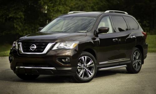 Photo of a 2019-2020 Nissan Pathfinder in Mocha Almond Pearl (paint color code CAS)