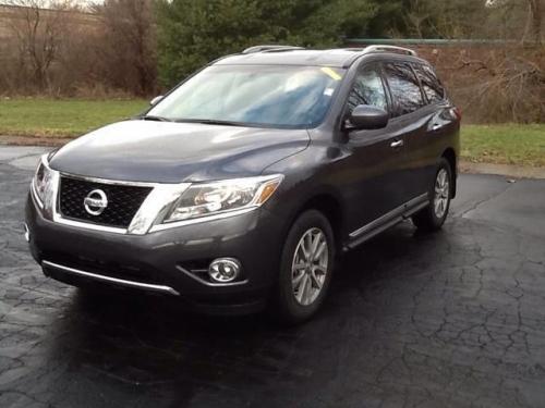 Photo Image Gallery & Touchup Paint: Nissan Pathfinder in Dark Slate (K50)