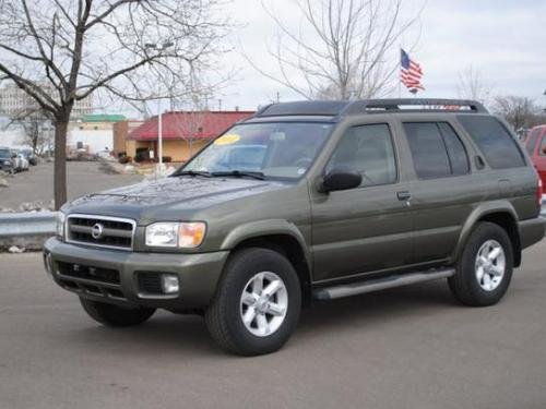 Photo of a 2004 Nissan Pathfinder in Canteen (paint color code D13)