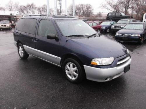 Photo of a 2001-2002 Nissan Quest in Windsor Blue on Quicksilver (paint color code 1X3)