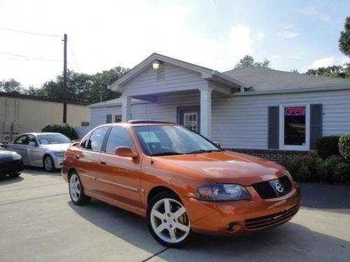 Photo of a 2004-2006 Nissan Sentra in Volcanic Orange (paint color code A12)