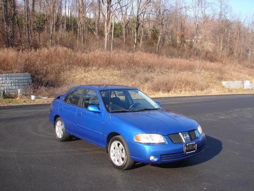 Photo of a 2006 Nissan Sentra in Sapphire Blue (paint color code B14)