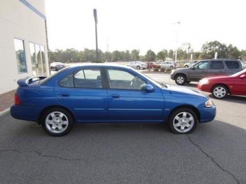 Photo of a 2004-2006 Nissan Sentra in Sapphire Blue (paint color code B14)