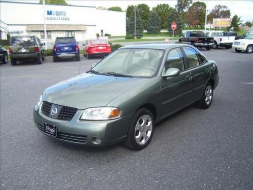 Photo of a 2005-2006 Nissan Sentra in Jaded (paint color code D23)