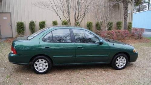 Photo of a 2002 Nissan Sentra in Mystic Green (paint color code Z13)