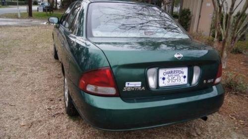 Photo of a 2002 Nissan Sentra in Mystic Green (paint color code Z13)