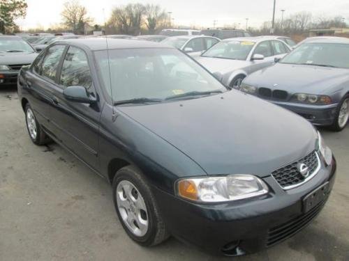 Photo of a 2003 Nissan Sentra in Envy (paint color code Z33)