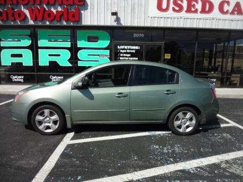 Photo of a 2007-2008 Nissan Sentra in Metallic Jade (paint color code J40)
