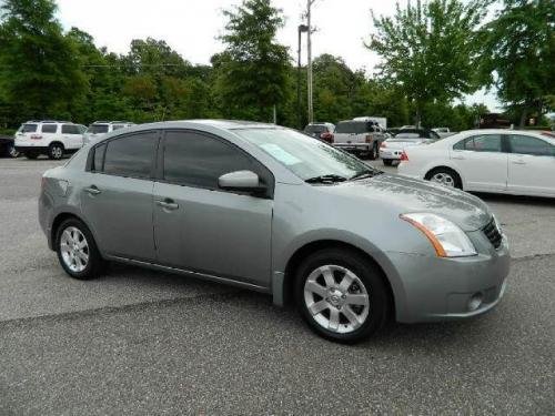 Photo of a 2007-2012 Nissan Sentra in Magnetic Gray (paint color code K36)