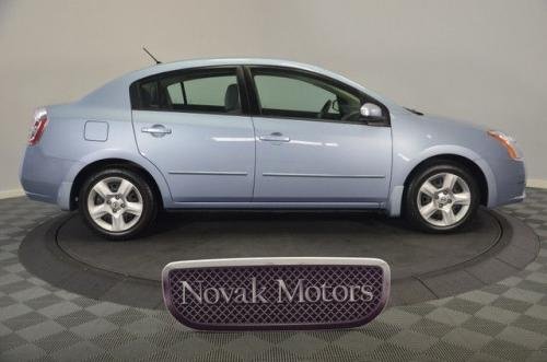 Photo of a 2009 Nissan Sentra in Arctic Blue (paint color code RAF