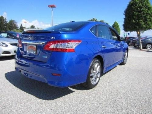 Photo of a 2013-2015 Nissan Sentra in Metallic Blue (paint color code B17