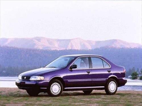 Photo of a 1995 Nissan Sentra in Royal Blue (paint color code BR1)