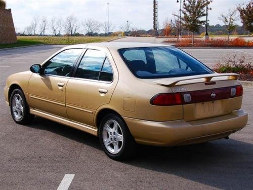 Photo of a 1998 Nissan Sentra in Goldstone (paint color code ES4)