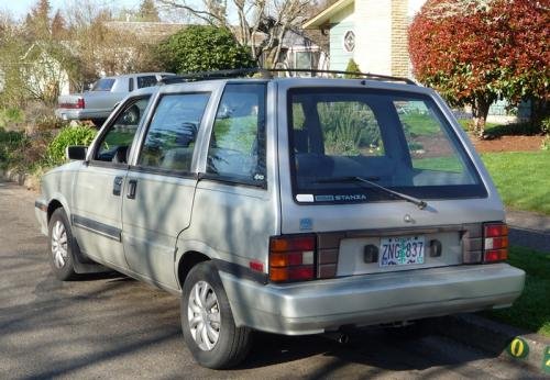 Photo of a 1986-1987 Nissan Stanza in Light Pewter Metallic (paint color code 210)