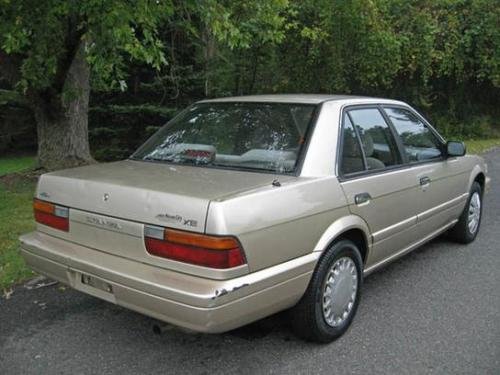 Photo of a 1992 Nissan Stanza in Pebble Beige Metallic (paint color code 1J8)