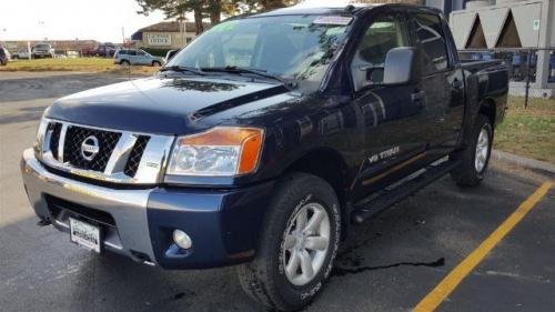 Photo of a 2012 Nissan Titan in Navy Blue (paint color code RAB)