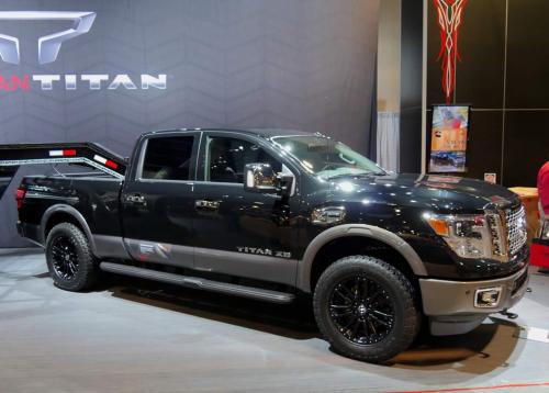 Photo of a 2016-2019 Nissan Titan in Magnetic Black Pearl (paint color code G41)