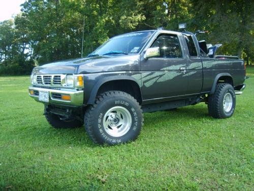 Photo of a 1995-1997 Nissan Truck in Anthracite Gray (paint color code KK0
