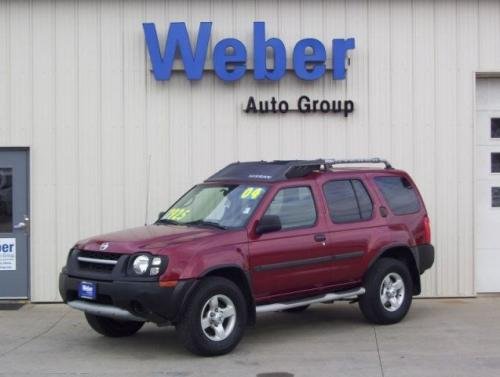 Photo of a 2004 Nissan Xterra in Thermal Red (paint color code A15)