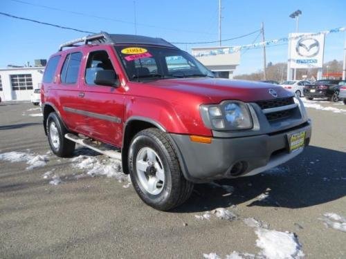 Photo of a 2004 Nissan Xterra in Thermal Red (paint color code A15)