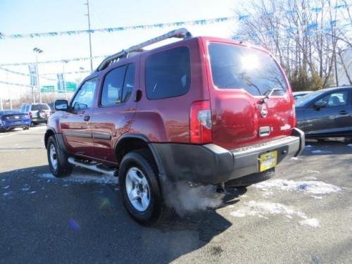 Photo of a 2004 Nissan Xterra in Thermal Red (paint color code A15)