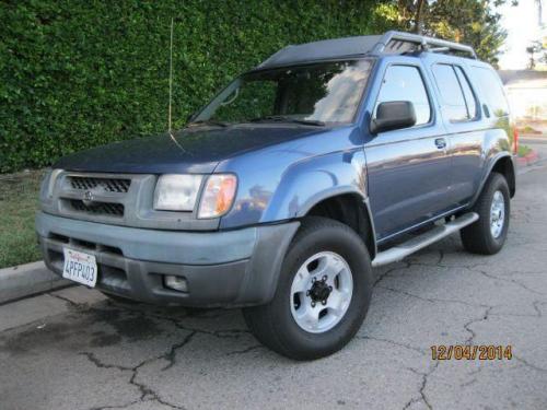 Photo of a 2000 Nissan Xterra in Denim Blue (paint color code BW2)