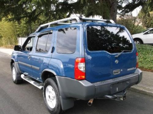 Photo of a 2001-2004 Nissan Xterra in Just Blue (paint color code BX5)