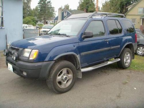 Photo of a 2001-2004 Nissan Xterra in Just Blue (paint color code BX5)