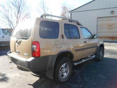 Photo of a 2001 Nissan Xterra in Khaki (paint color code CV9)