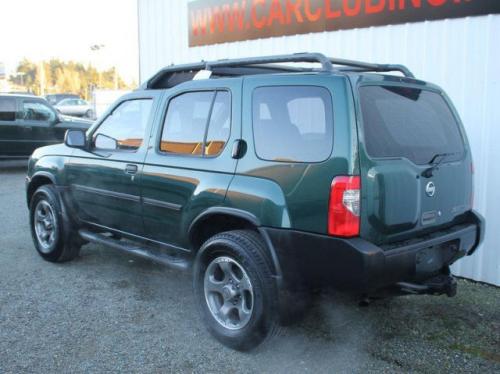 Photo Image Gallery & Touchup Paint: Nissan Xterra in Alpine Green (DW6)