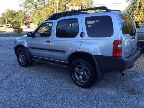 Photo Image Gallery & Touchup Paint: Nissan Xterra in Silver Ice (KV8)