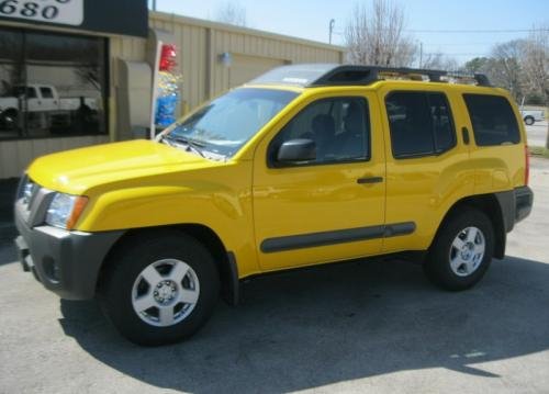 Photo of a 2005-2008 Nissan Xterra in Solar Yellow (paint color code EW3)