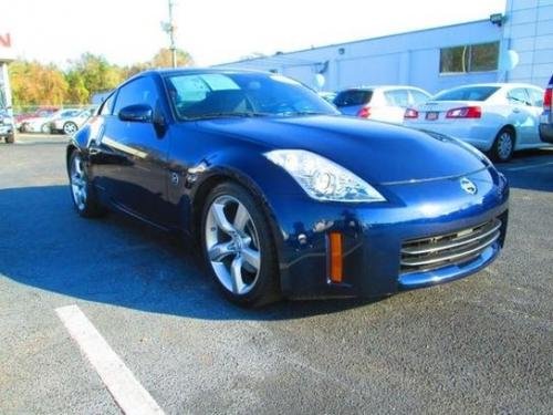 Photo of a 2007-2009 Nissan Z in San Marino Blue (paint color code BW5