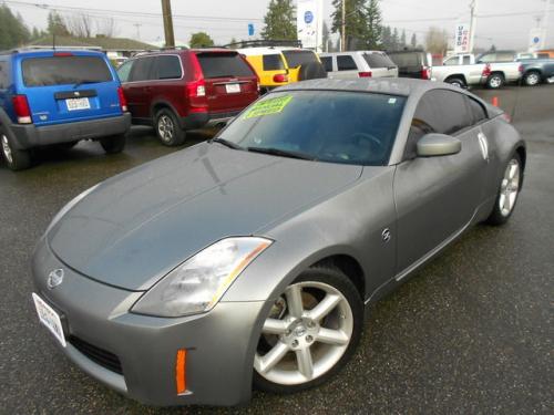 Photo Image Gallery & Touchup Paint: Nissan Z in Silverstone (WV2)