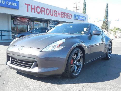 Photo Image Gallery & Touchup Paint: Nissan Z in 40th Graphite (KAV)