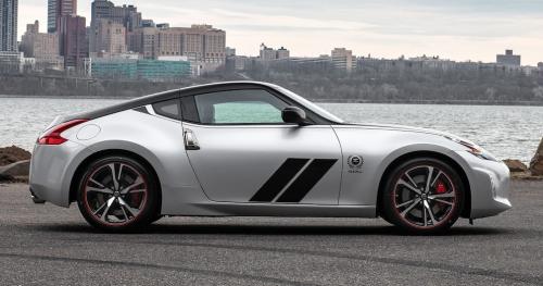 Photo of a 2020 Nissan Z in Magnetic Black on Brilliant Silver Metallic (paint color code XCW)