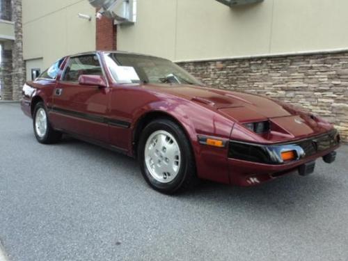 Photo of a 1984-1985 Nissan Z in Wine Metallic (paint color code 032)