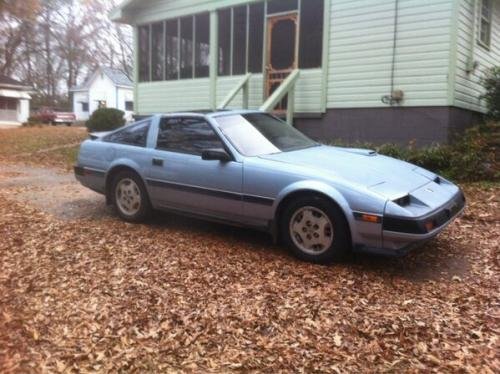 Photo of a 1984-1985 Nissan Z in Blue Mist Metallic (paint color code 106)
