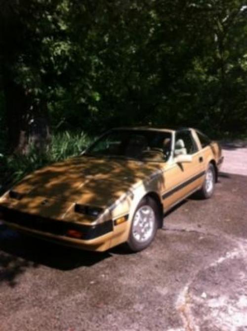 Photo of a 1985-1986 Nissan Z in Aspen Gold Metallic (paint color code 120)