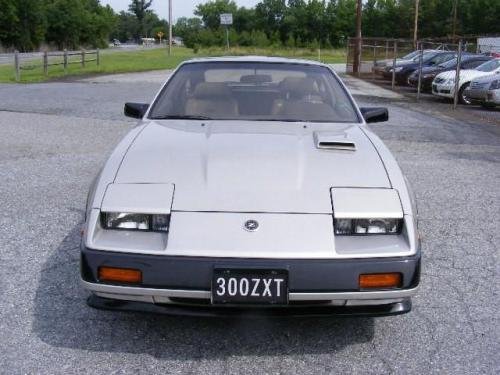 Photo of a 1984 Nissan Z in Light Pewter Metallic (paint color code 257)