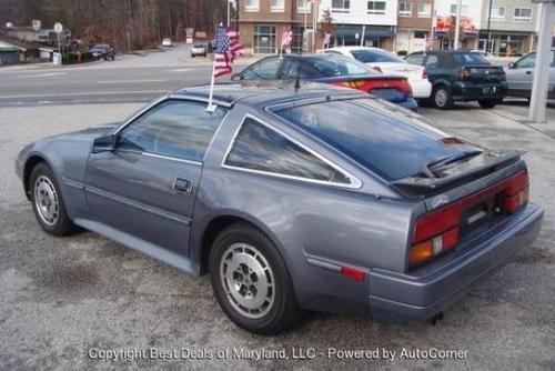 Photo of a 1986-1987 Nissan Z in Medium Blue Metallic (paint color code 553)