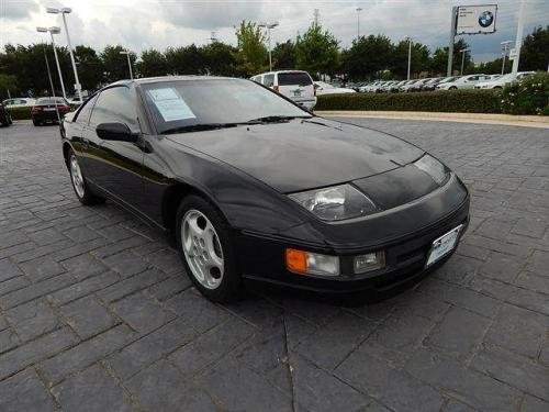 Photo of a 1990-1991 Nissan Z in Diamond Black Pearl (paint color code 732)