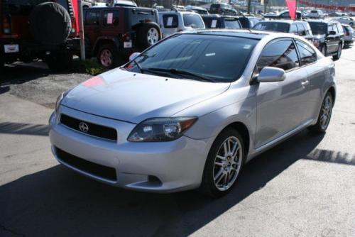 Photo Image Gallery & Touchup Paint: Scion TC in Silver Streak Mica (1E7)