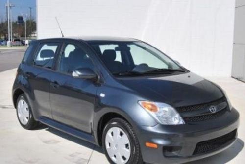 Photo of a 2006 Scion xA in Flint Mica (paint color code 1E0)