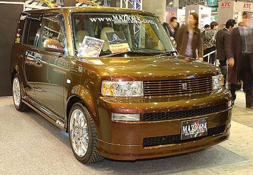 Photo of a 2006 Scion xB in Torched Penny (paint color code 3R2)